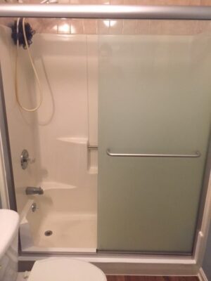 Accessible Bathtubs vs Accessible Showers